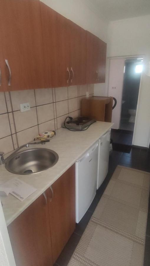 Guest House Inara نيوم المظهر الخارجي الصورة