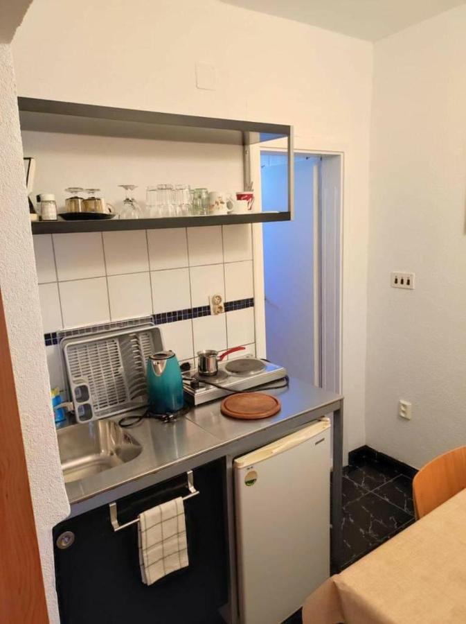 Guest House Inara نيوم المظهر الخارجي الصورة