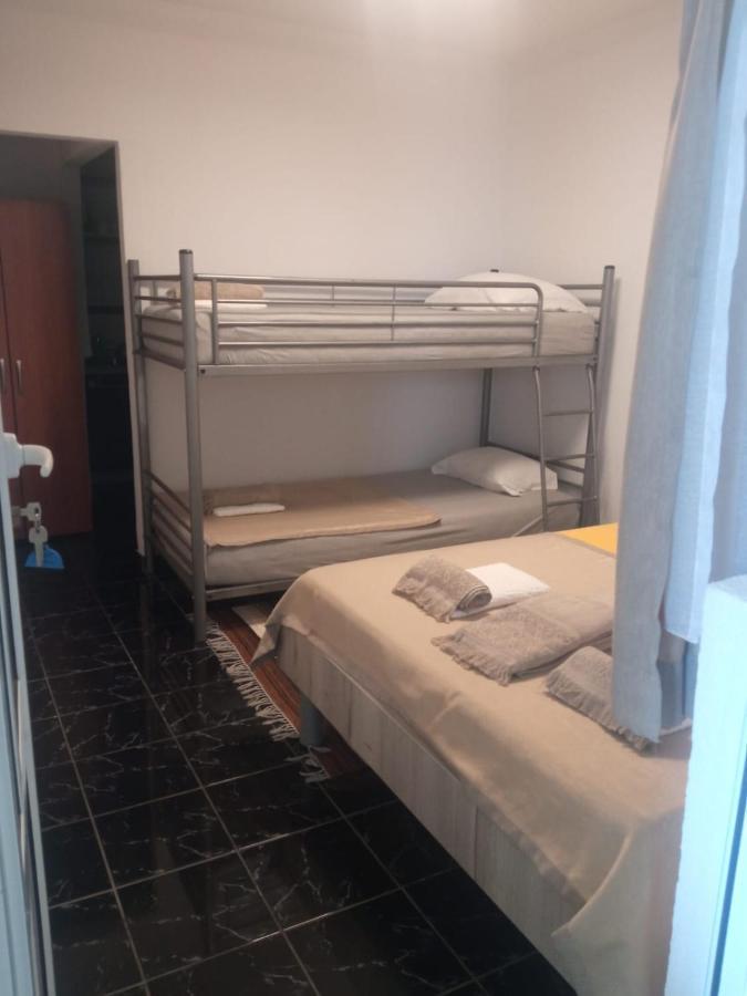 Guest House Inara نيوم المظهر الخارجي الصورة