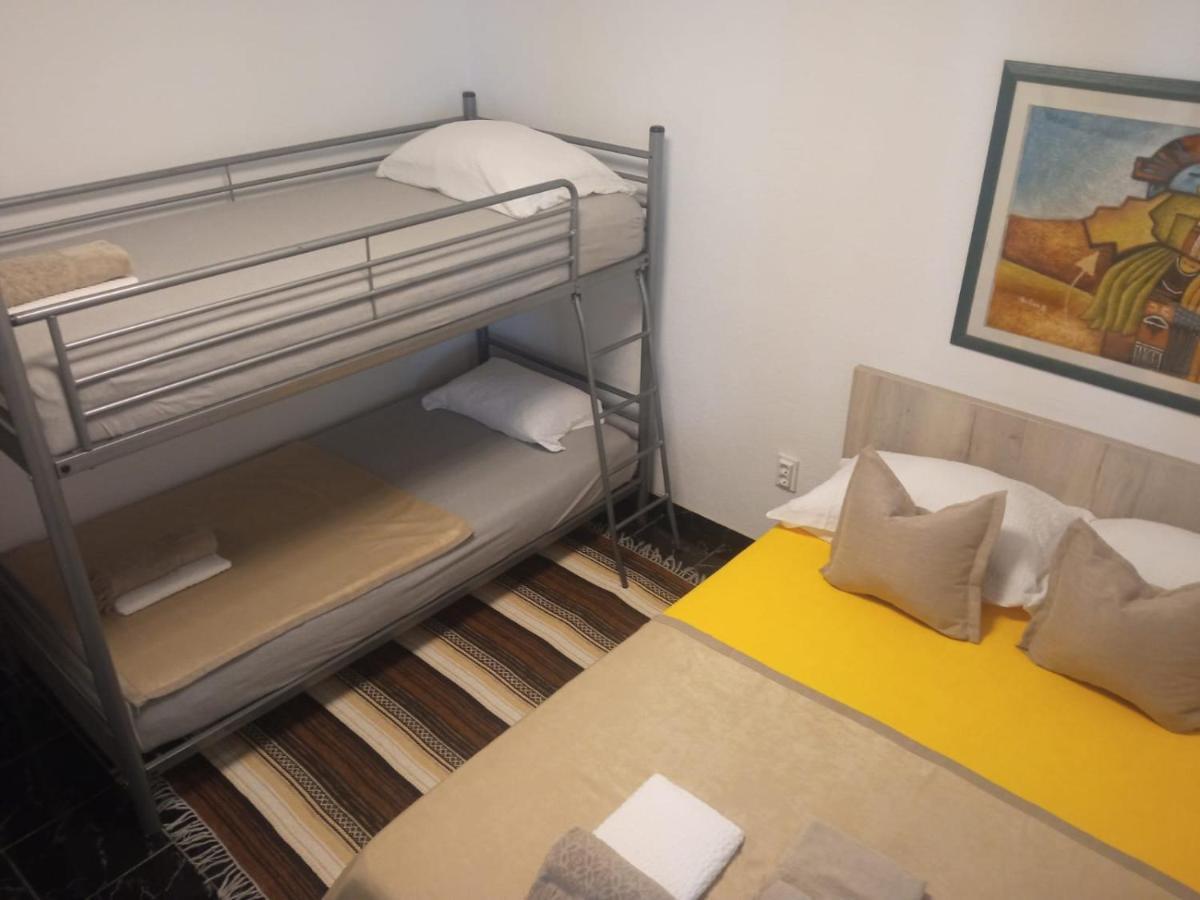 Guest House Inara نيوم المظهر الخارجي الصورة